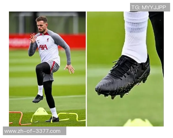 球星狂力踢鞋挑战足球鞋极限耐久性瞬间破裂搞笑画面曝光 球星狂力踢鞋挑战足球鞋极限耐久性瞬间破裂搞笑画面曝光